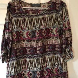Womens quarter sleeve Aztec shirt